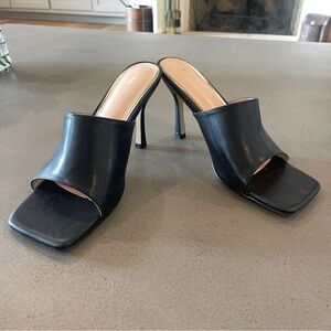 Sheln Block Square Toe Heels Size 10